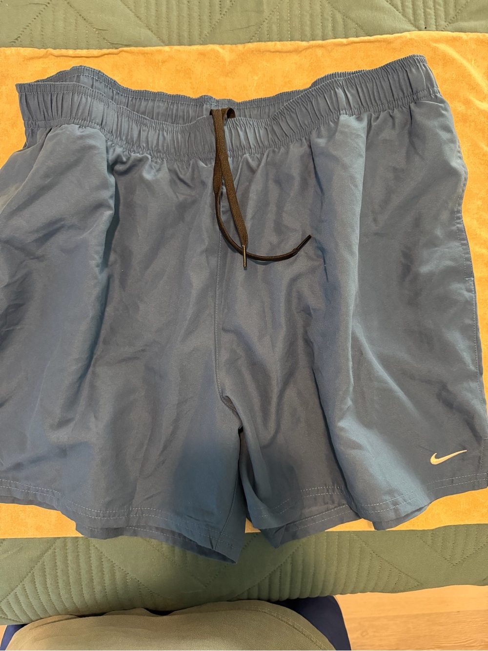 Nike Men's deep Blue Swim Trunks with Drawstring NWOT